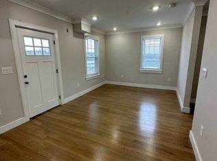 2 Rossmore Rd #2G, Jamaica Plain, MA 02130