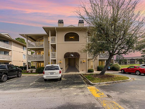 5th image of 4202 Pinehurst Circle #D-1