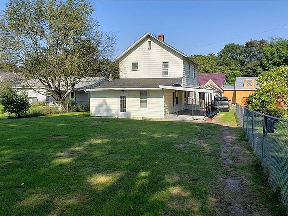 4th image of 238 Yellowcreek St