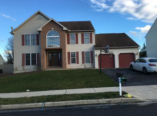 403 Augusta Dr E, Reading, PA 19608