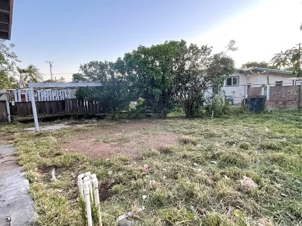 85-743 Kanapua Pl, Waianae, HI 96792