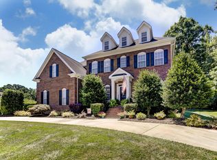 2001 Chanelstone Way, Matthews, NC 28104