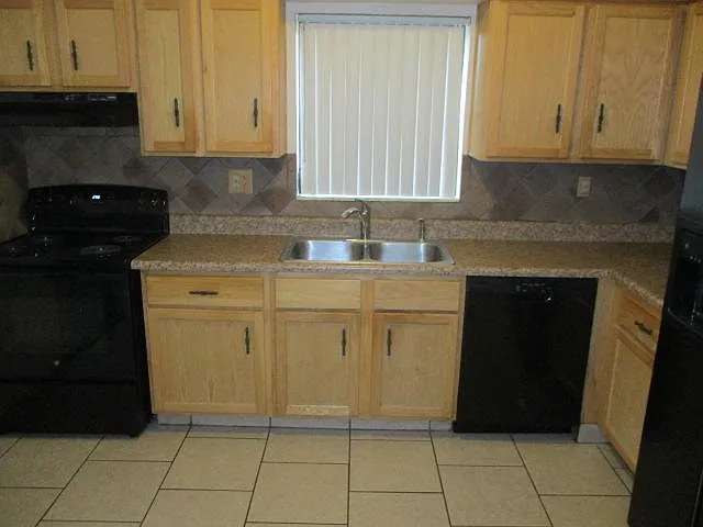 9079 E Highland Pines Dr — Photo 5
