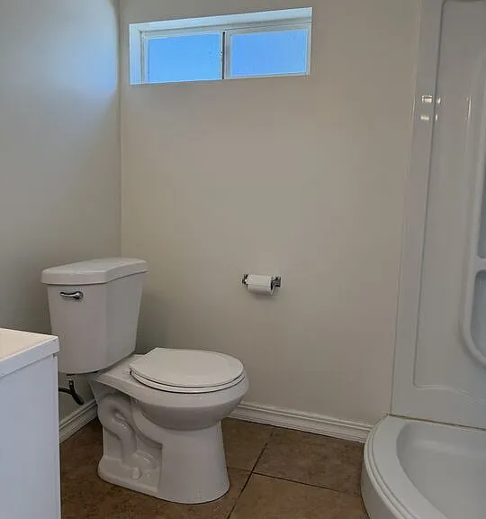 8561 Kyle St — Photo 40