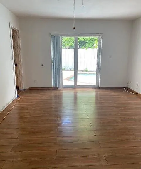 5910 NE 21st Way — Photo 14