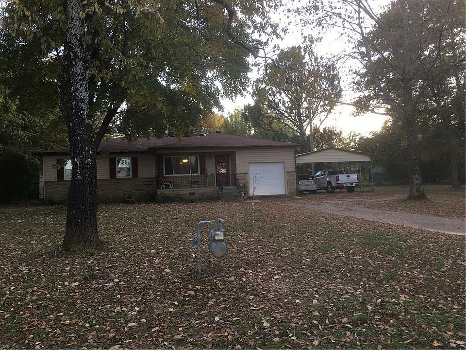 2nd image of 819 Rena Rd