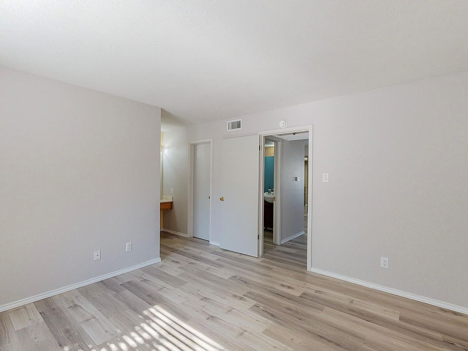 1st image of 13310 Audelia Rd APT 212