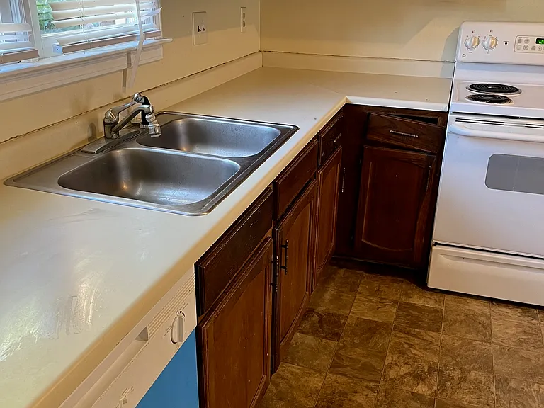Furman Place Townhomes — Photo 11