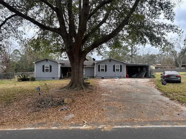 126 Branch Dr, Fitzgerald, GA 31750