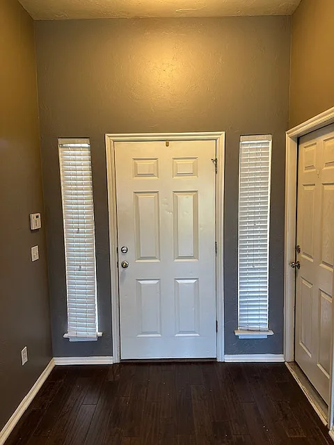 3 bed, 1600 sqft, $1,550 — Photo 3