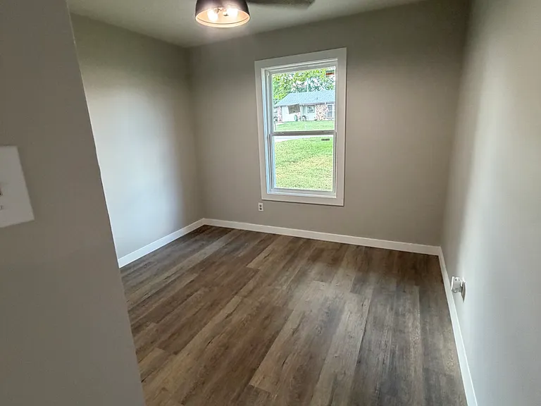 103 Briarfield Cv — Photo 9