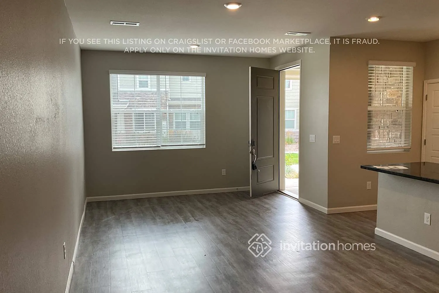 1884 S Elk Way Aurora, CO 80018 — Photo 4