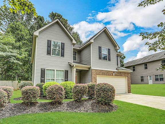 2nd image of 3412 Rosebud Park Dr