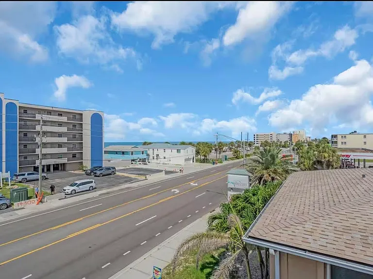 14249 Gulf Blvd — Photo 37