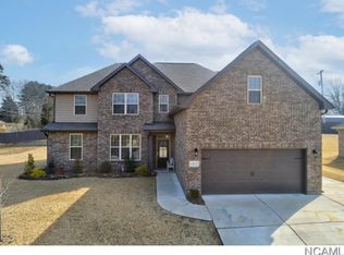 1482 Stonewater Dr NE, Cullman, AL 35055