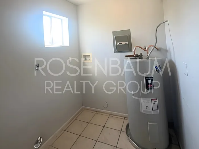 555 W Rio Salado Pkwy #202 — Photo 7