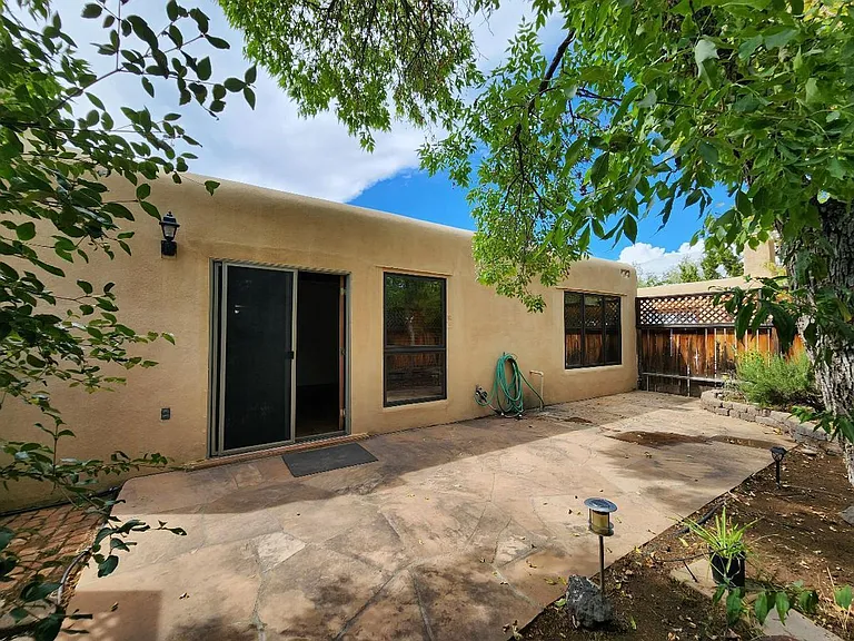 3100 Plaza Blanca — Photo 13