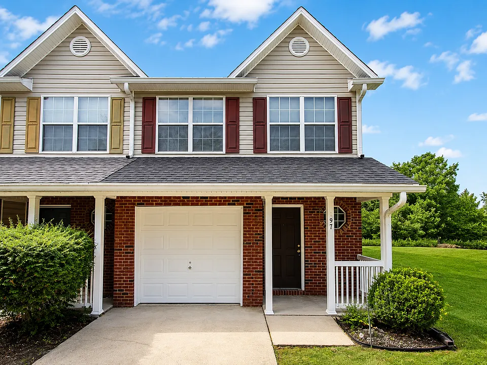 197 Swaying Pine Ct