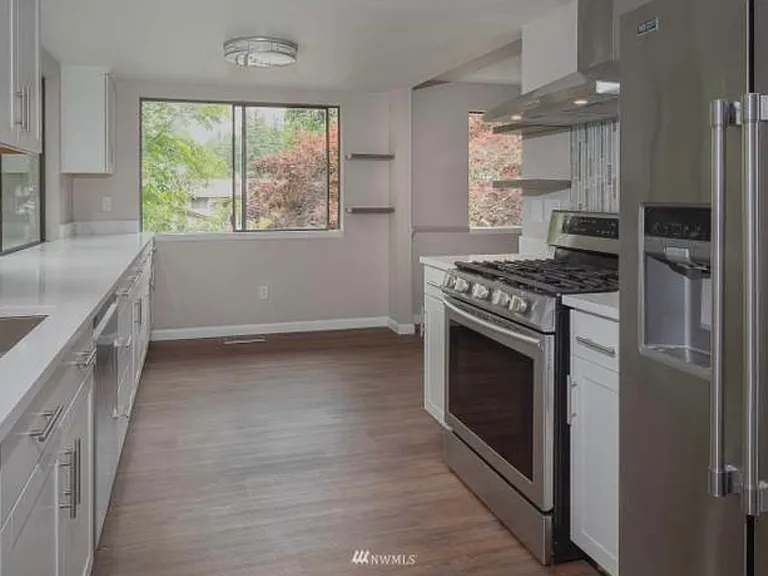8216 64th Street Ct W — Photo 11