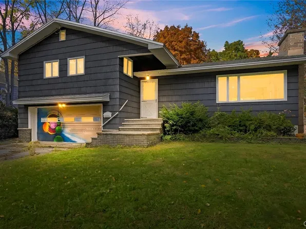 235 Briarcliff Rd, Syracuse, NY 13214