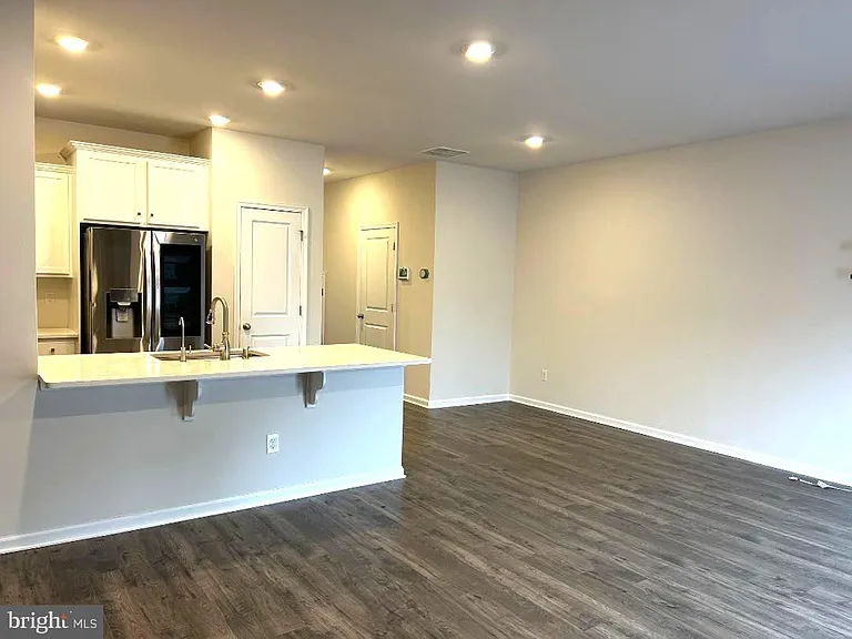 50 Peregrine Way — Photo 5