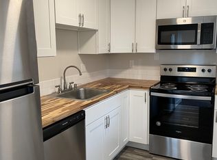 2715 S 256th Pl APT D, Kent, WA 98032