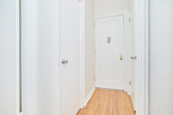 Rented by Living New York | media 6