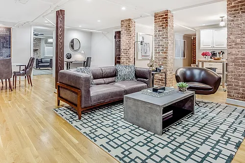 481 Sinclair Ave NE #A Photo 1