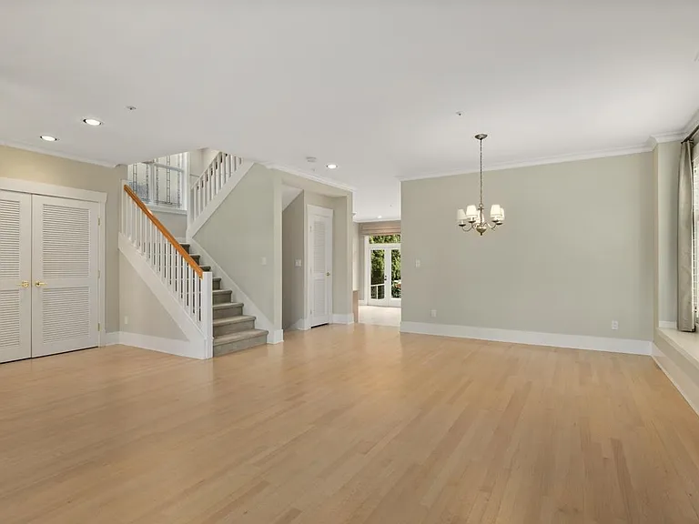 3998 W 32nd Ave — Photo 3