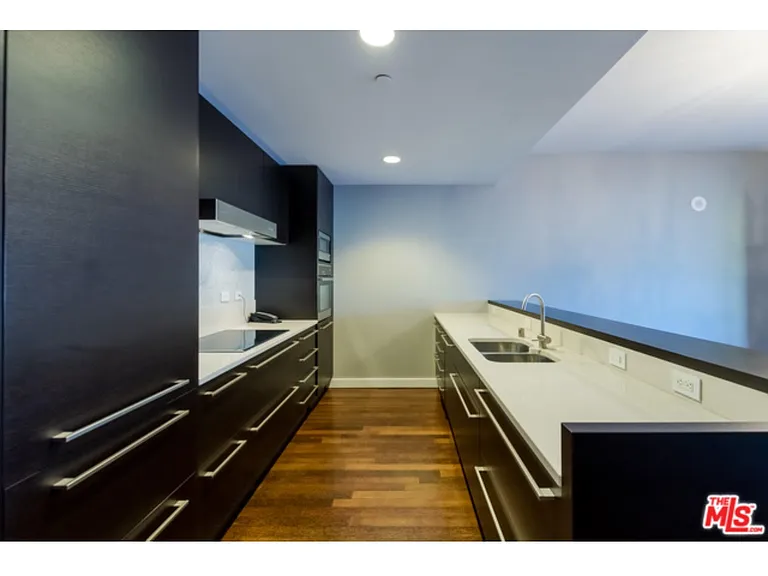 6250 Hollywood Blvd #5F — Photo 6