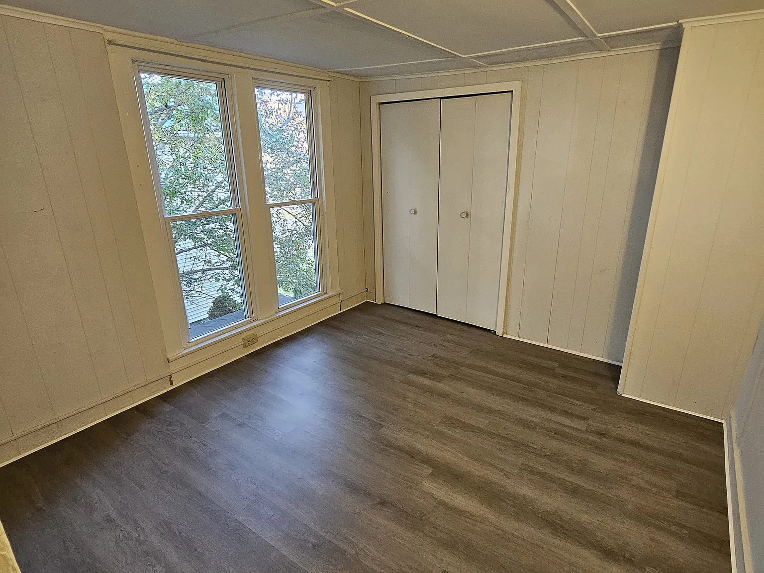 2 bed, 700 sqft, $850 — Photo 2