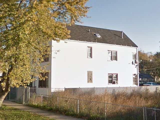 2nd image of 5245 S Honore St