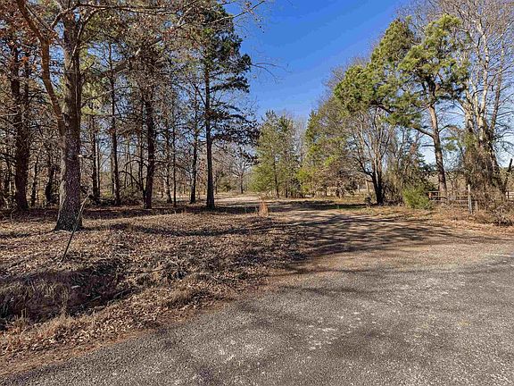 3rd image of 1884 Southeast Cres #4350