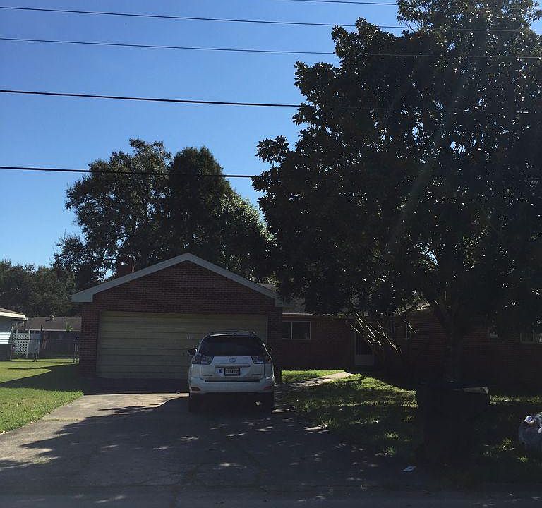 1st image of 133 Petticoat Ln