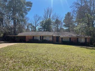 1206 Nancy Cir, Longview, TX 75601