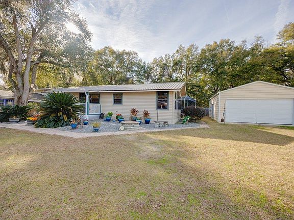 5th image of 1996 Lakepoint Ln