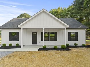 204 Point Rd, Portland, TN 37148