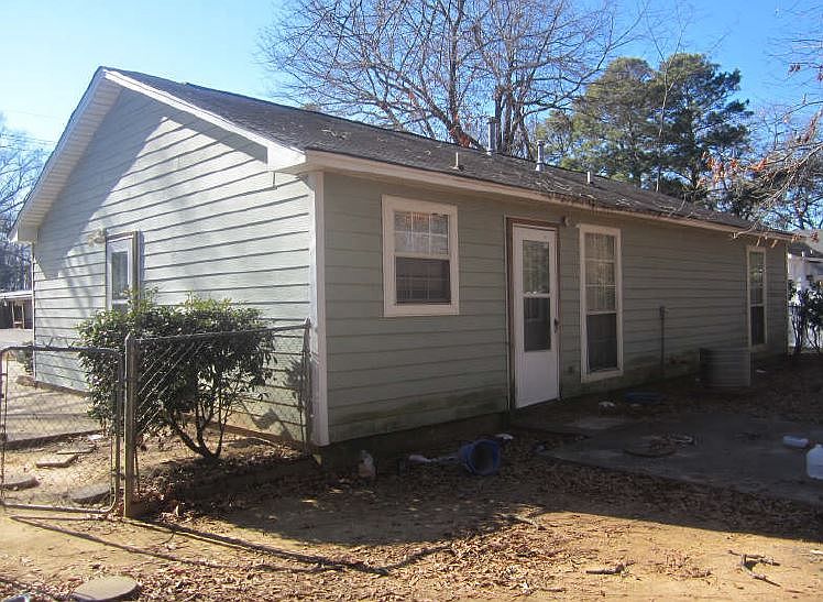 2nd image of 708 N 6th St