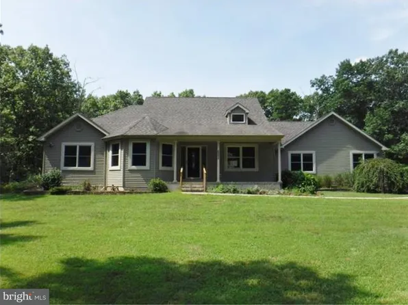 2520 Cedar St, Millville, NJ 08332