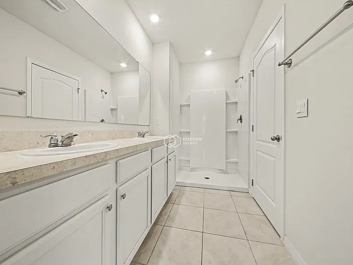 2573 Shamrock St — Photo 12