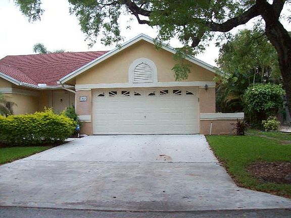 2nd image of 7160 NW 44th Ln