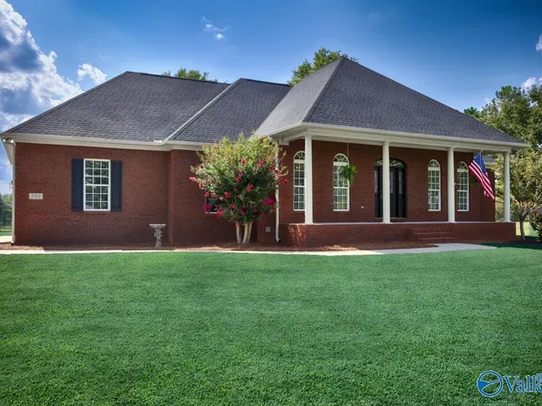 796 Mint Springs Rd, New Market, AL 35761