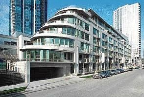 18802 W Dixie Hwy, Miami, FL 33180 | Zillow