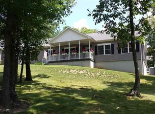107 Greenbrier Dr, Fairchance, PA 15436