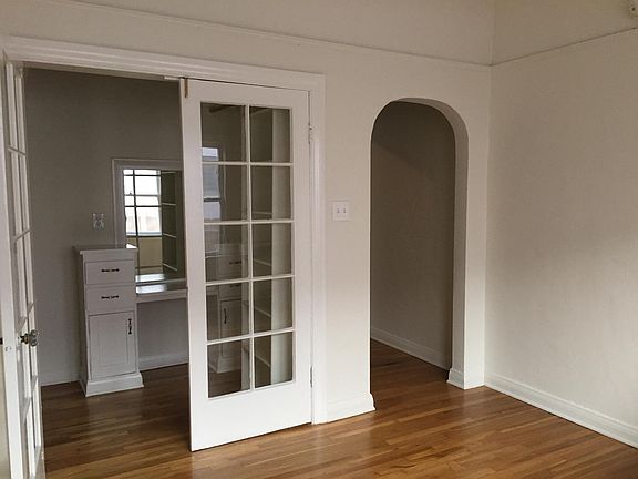 3rd image of 1537 Corinth Ave APT 3