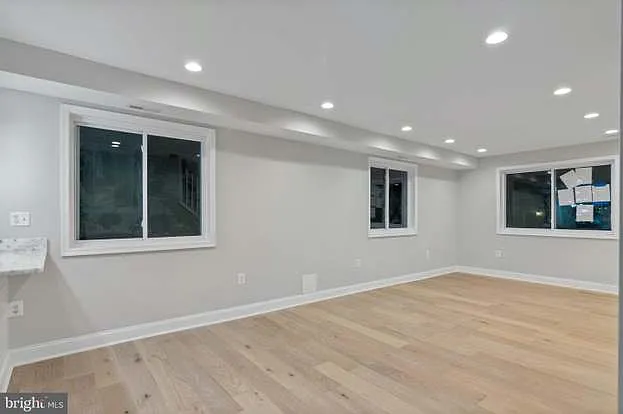 5032 13th St NE — Photo 16