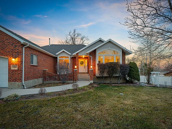 2nd image of 13898 Summerset Cir