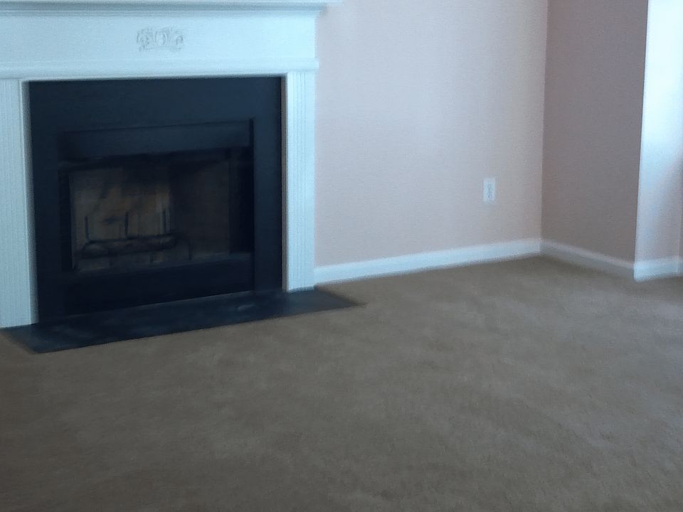 2nd image of 1140 Pleasant Oak Ln