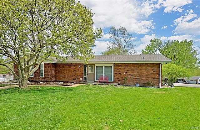 1st image of 3564 Chaplou Dr