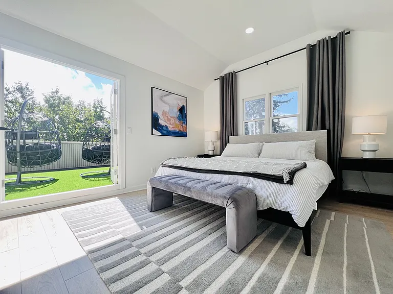 323 Gross St — Photo 11